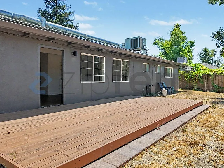 1937 Terrace Dr — Photo 45