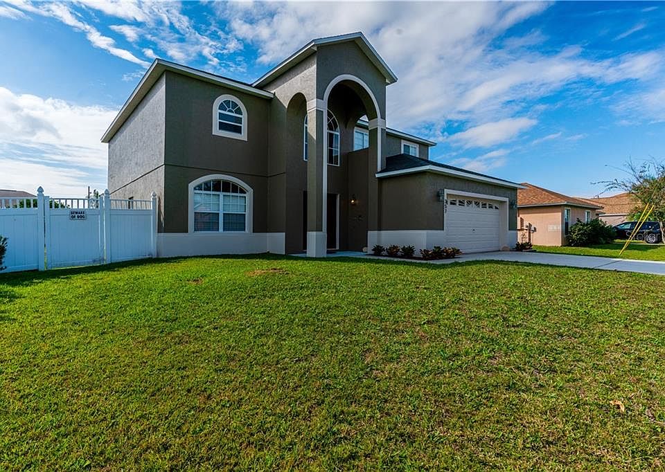 1st image of 357 Corsica Ct