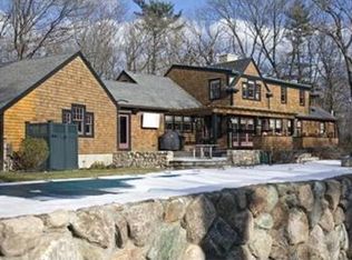 12 Old Colony Rd, Hingham, MA 02043