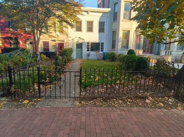 420 E Capitol St NE, Washington, DC 20003