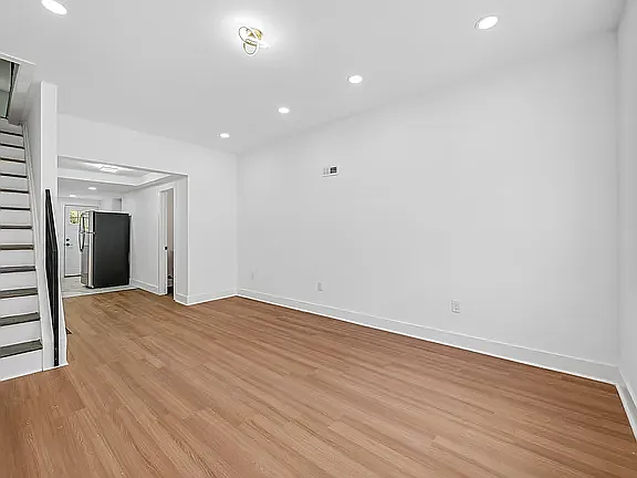 2125 N Marston St #7 — Photo 10