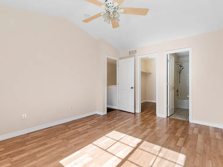 13235 Holly St #E — Photo 9