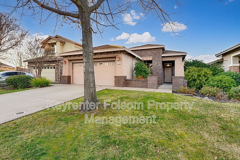 1st image of 2132 Horseshoe Glen Cir