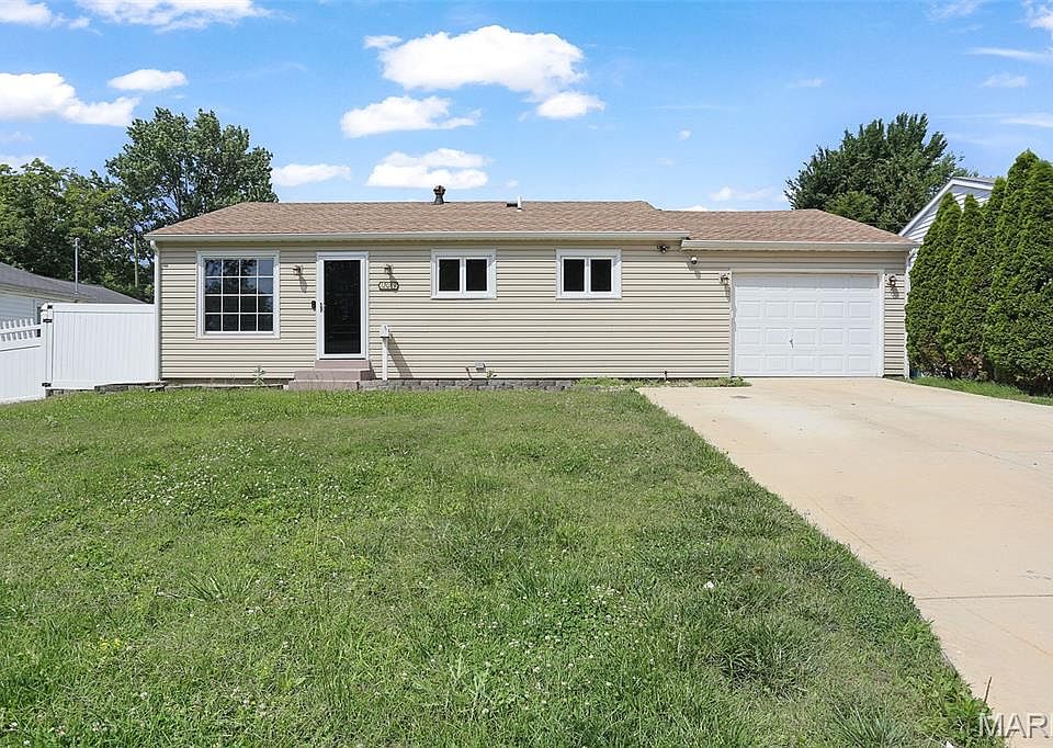 1st image of 12089 Sunnycrest Pl