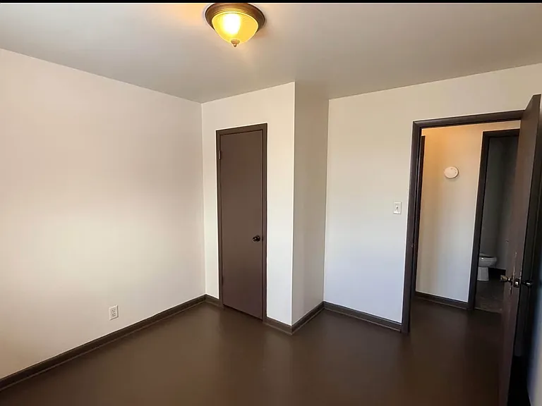 8803 W Thurston Ave #1 — Photo 1