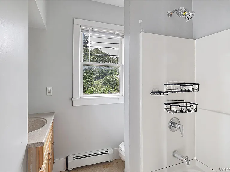 492 Liberty St — Photo 44