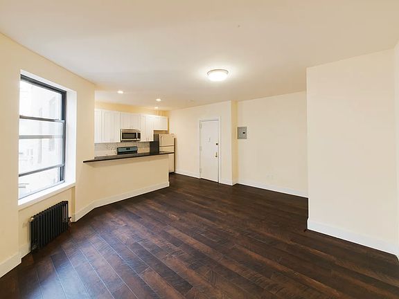 5th image of 531 W 151st St #56