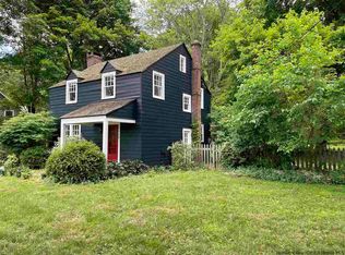 26 Hendricks Ln, Stone Ridge, NY 12484