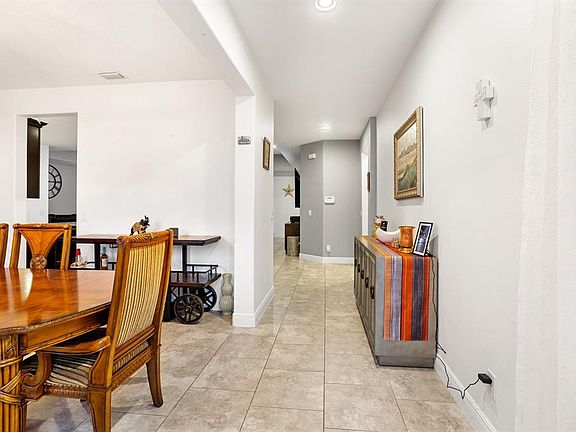 5th image of 1408 Shira Rd