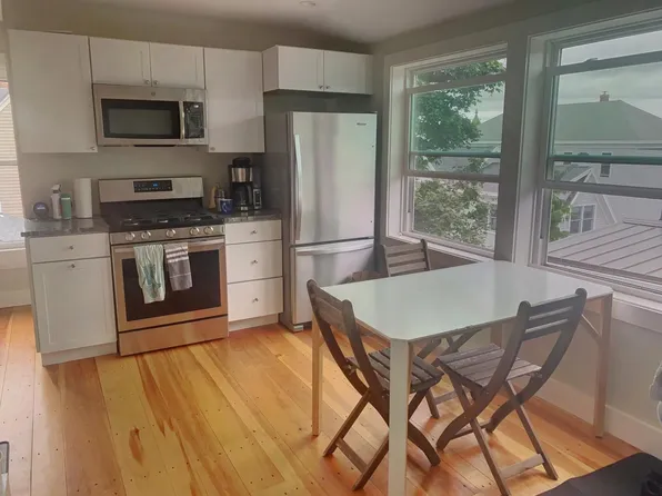 23 Vesper St #3, Portland, ME 04101