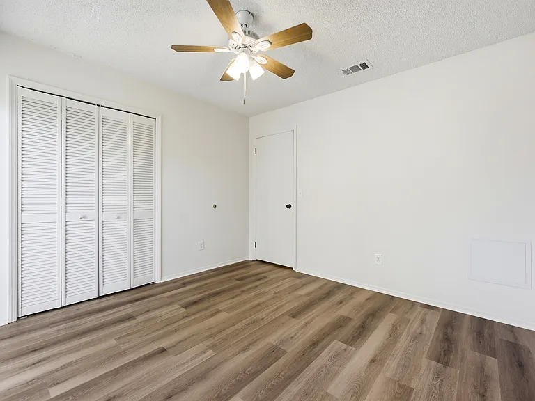 2208 Marsh Point Rd #2208 — Photo 13