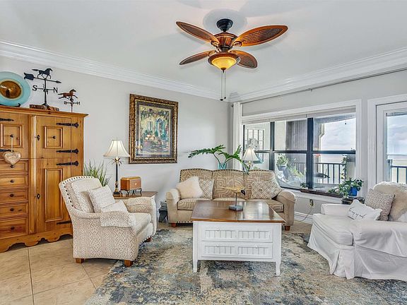 3rd image of 106 Baybridge Dr #106