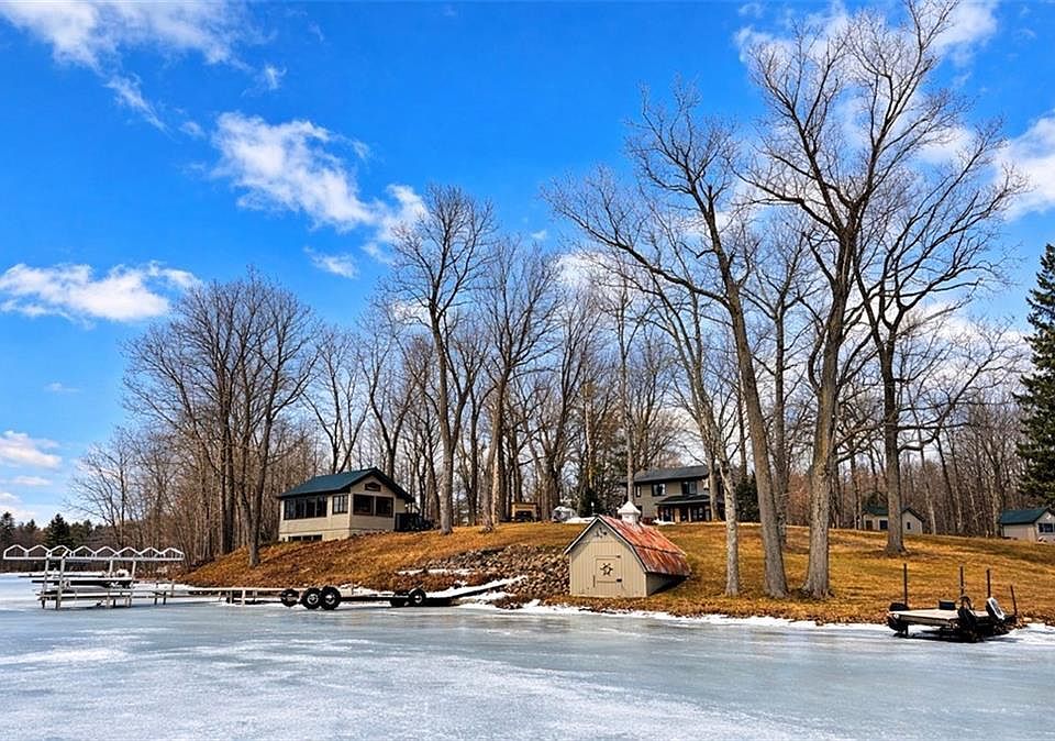 1st image of 2772 25th Avenue