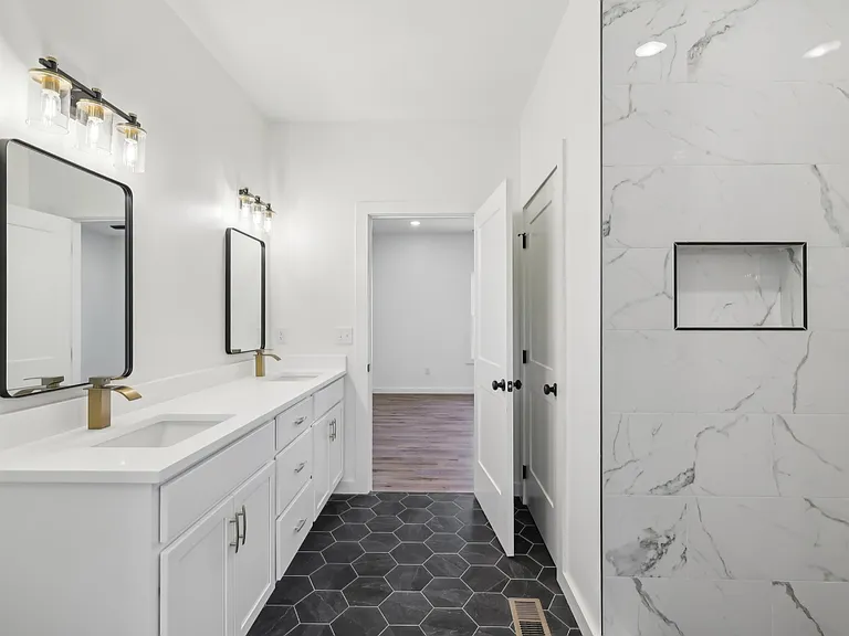 64 Amos Cir — Photo 13