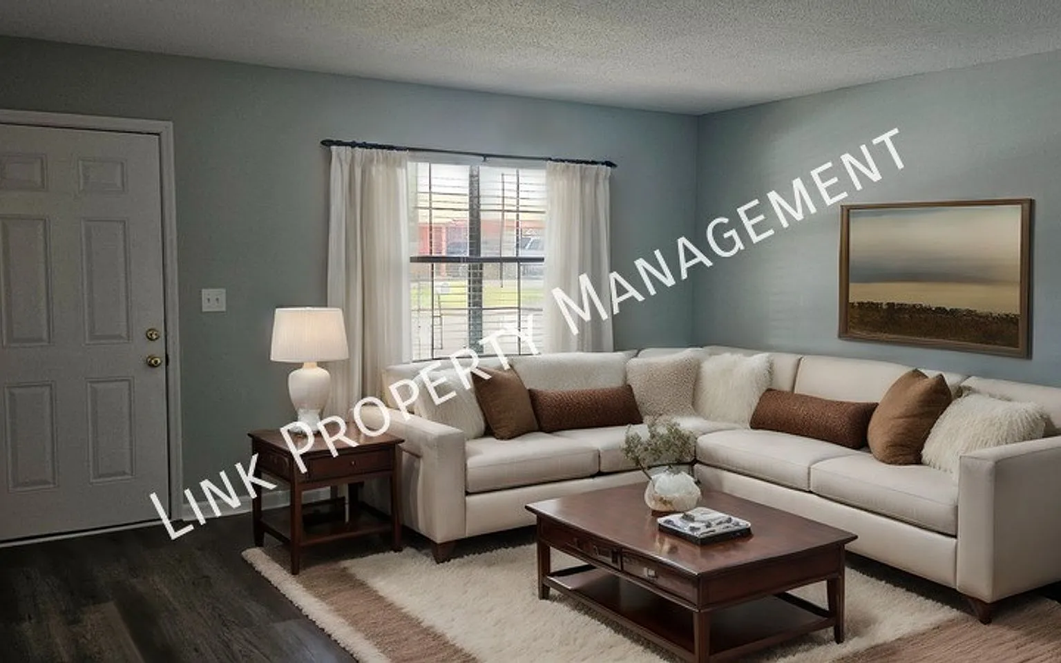 900 Peppermill — Photo 1