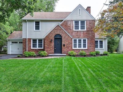 14 Brookline Drive, West Hartford, CT, 06107