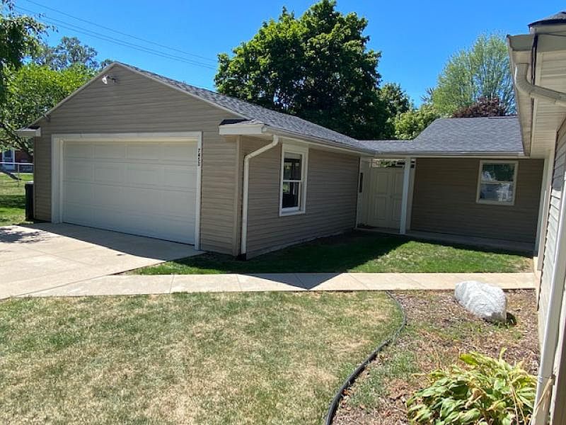 7453 Park St, Pigeon, MI 48755 Zillow