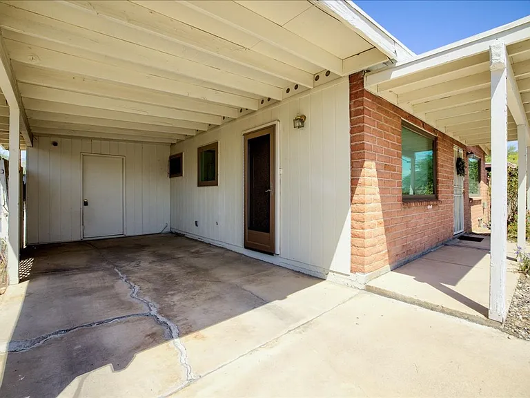 5343 E Glenn St — Photo 4