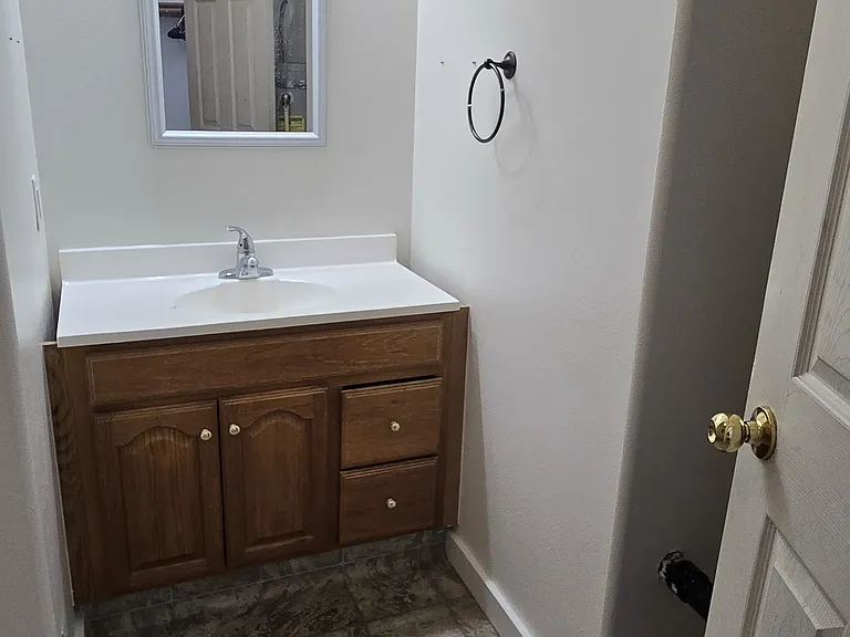 30 College Ave #4 — Photo 3