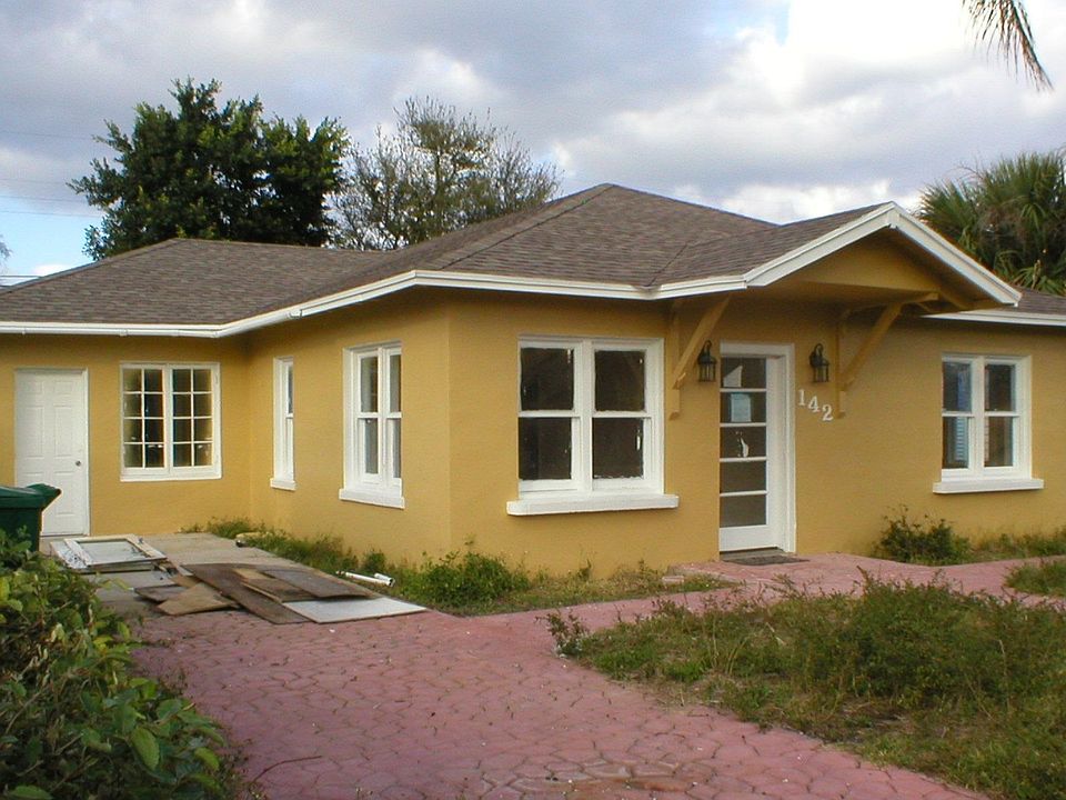 FRONT VIEW from street