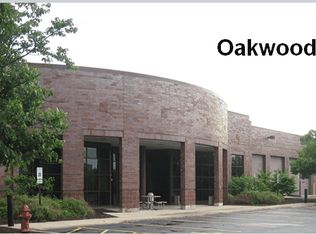 61 Oakwood Rd, Lake Zurich, IL 60047