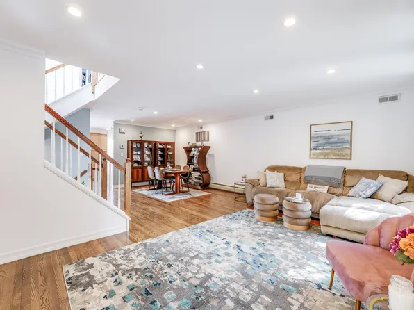 430 Ogden Ave APT 1, Jersey City, NJ 07307