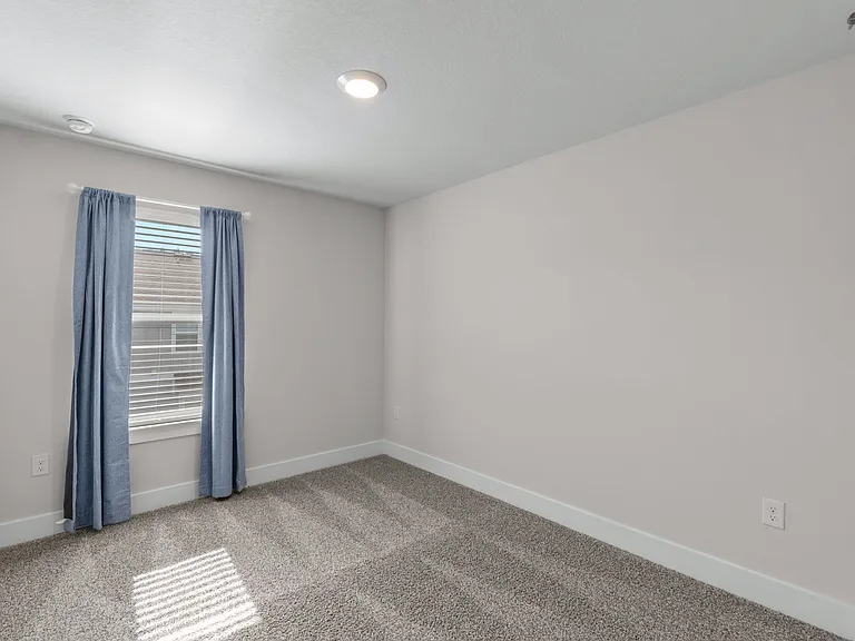 9497 Nature Creek Cir — Photo 27