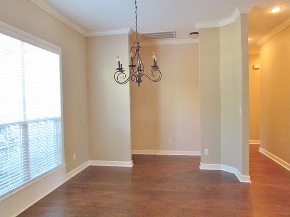 4th image of 4154 Whithorn Way