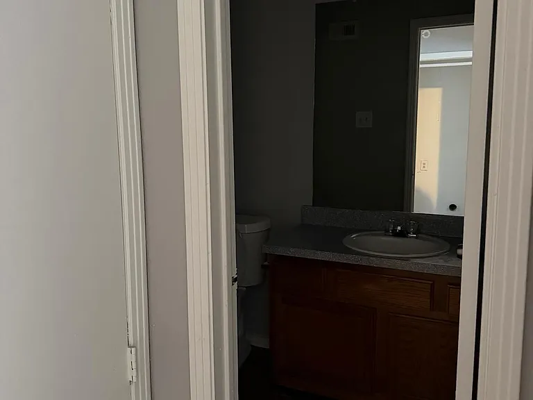 5907 Shadydell Dr #5907 — Photo 5