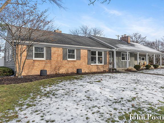 2nd image of 1935 Menominee Dr SE