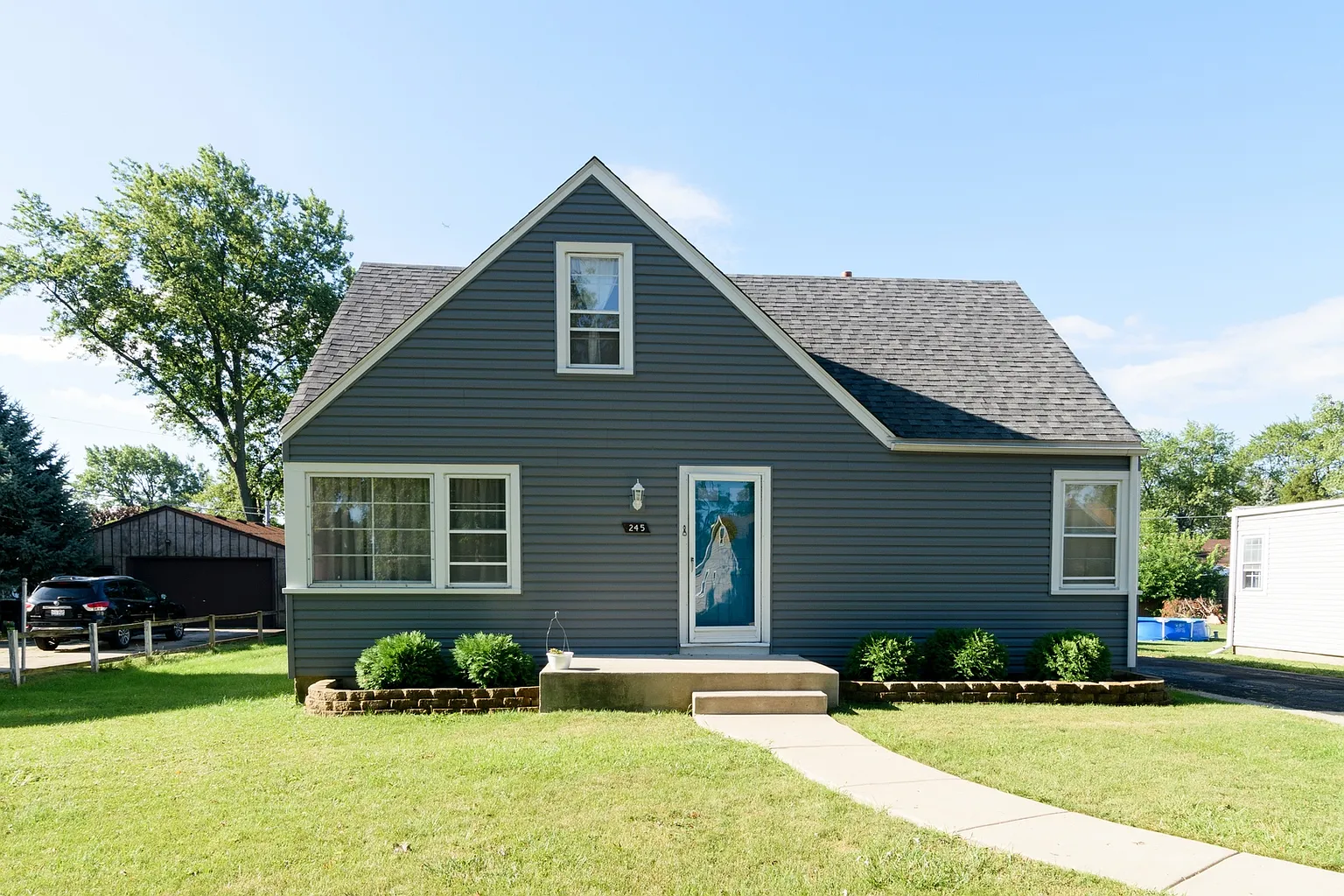 245 Wagner Dr photo 1