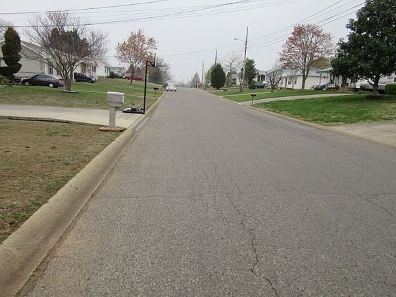 4th image of 2802 Nat Hoosier Ln