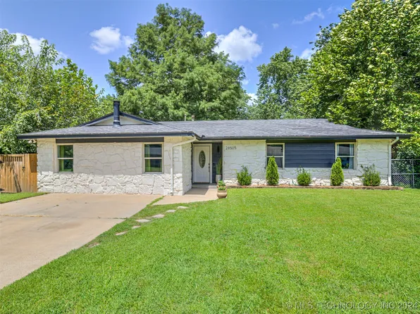 28505 E 139th St S, Coweta, OK 74429