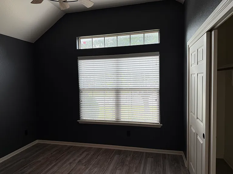 5936 Alexandria Dr — Photo 21