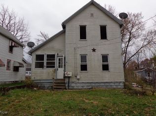 590 Flora Ave, Akron, OH 44314