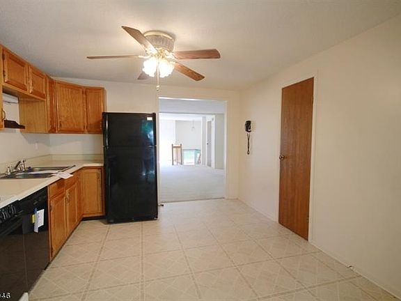 5th image of 47 Quail Ct