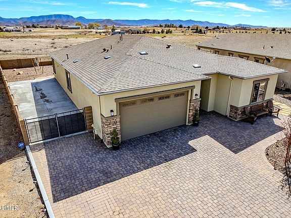 3rd image of 7855 E BELLA VISTA Lane