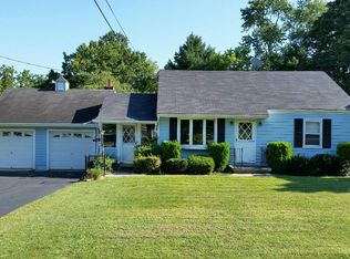 143 Main St, Lebanon, NJ 08833