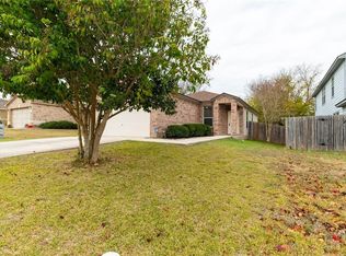 641 New Country Rd, Kyle, TX 78640