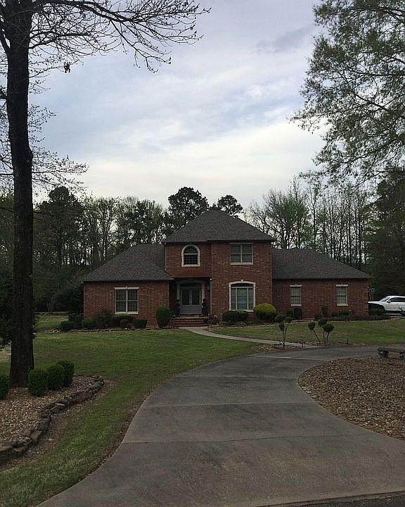 1st image of 361 Crossgate Dr