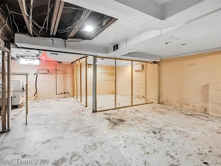 2607 Weithoff Ct — Photo 20