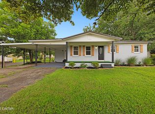 242 Market St, Medina, TN 38355