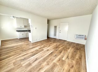 14475 Foothill Blvd #5, Sylmar, CA 91342
