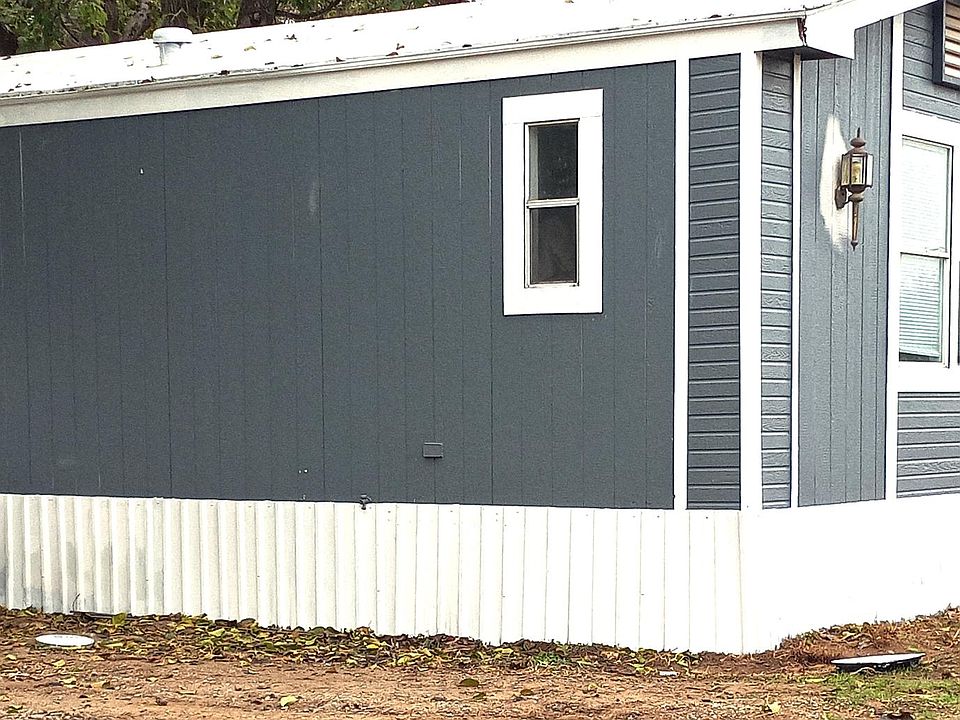 1st image of 209 S Avenue B Trailer 21