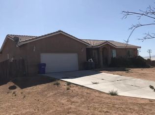 16145 Quantico Rd, Apple Valley, CA 92307