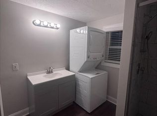 106 1/2 E College Ave, Brownsburg, IN 46112