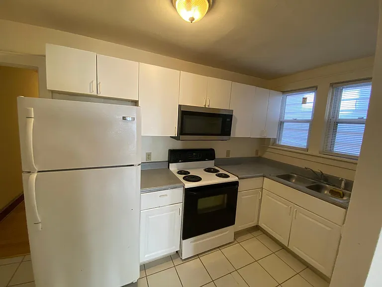 635 N James St #4 — Photo 8