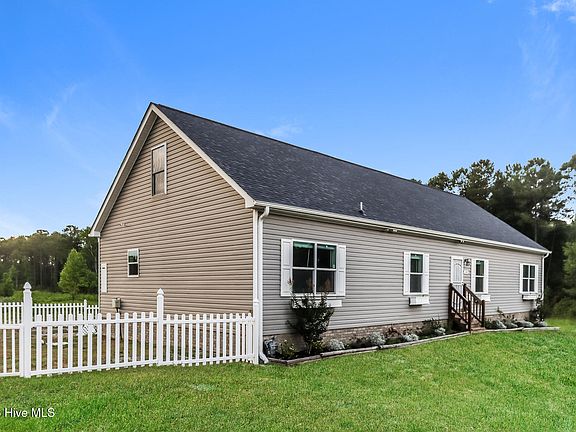 2nd image of 2147 Rosemary Lane SW
