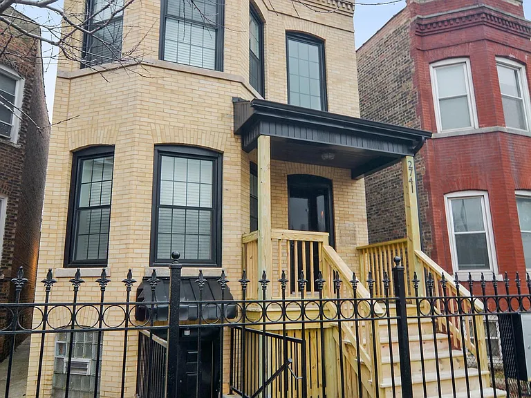 2741 W Fullerton Ave #1 — Photo 14