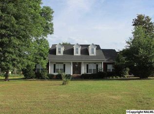 604 Section Line Rd, Albertville, AL 35950